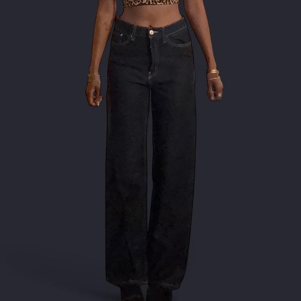 Classic Wide-Leg Jeans